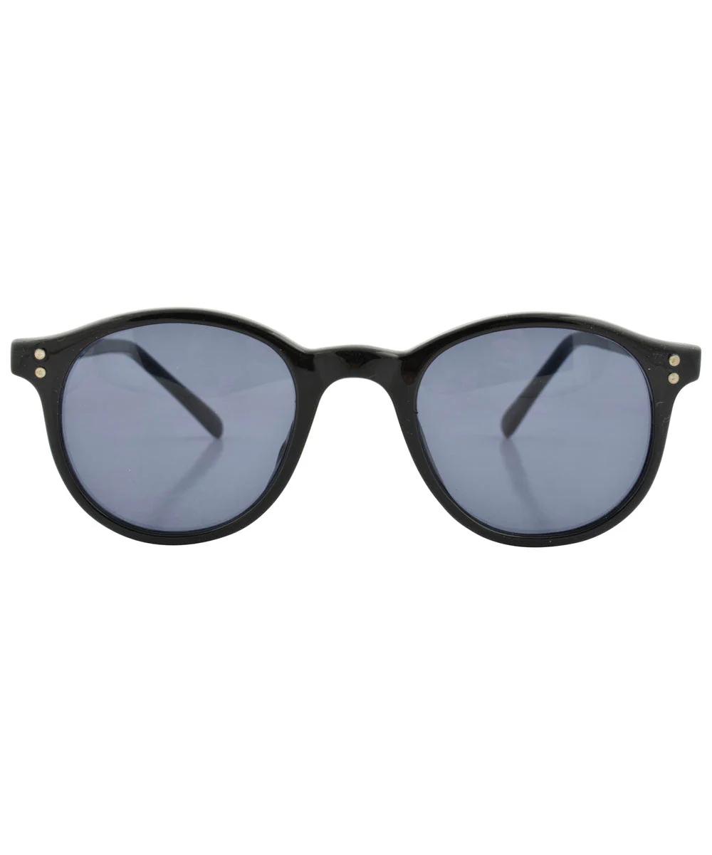 Classic Round Frame Sunglasses