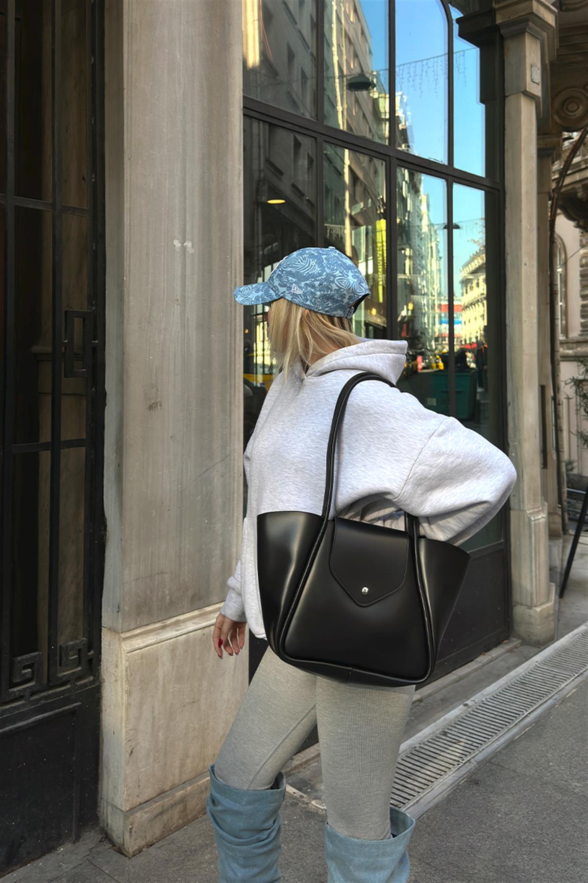 Elegant Black Faux Leather Bag